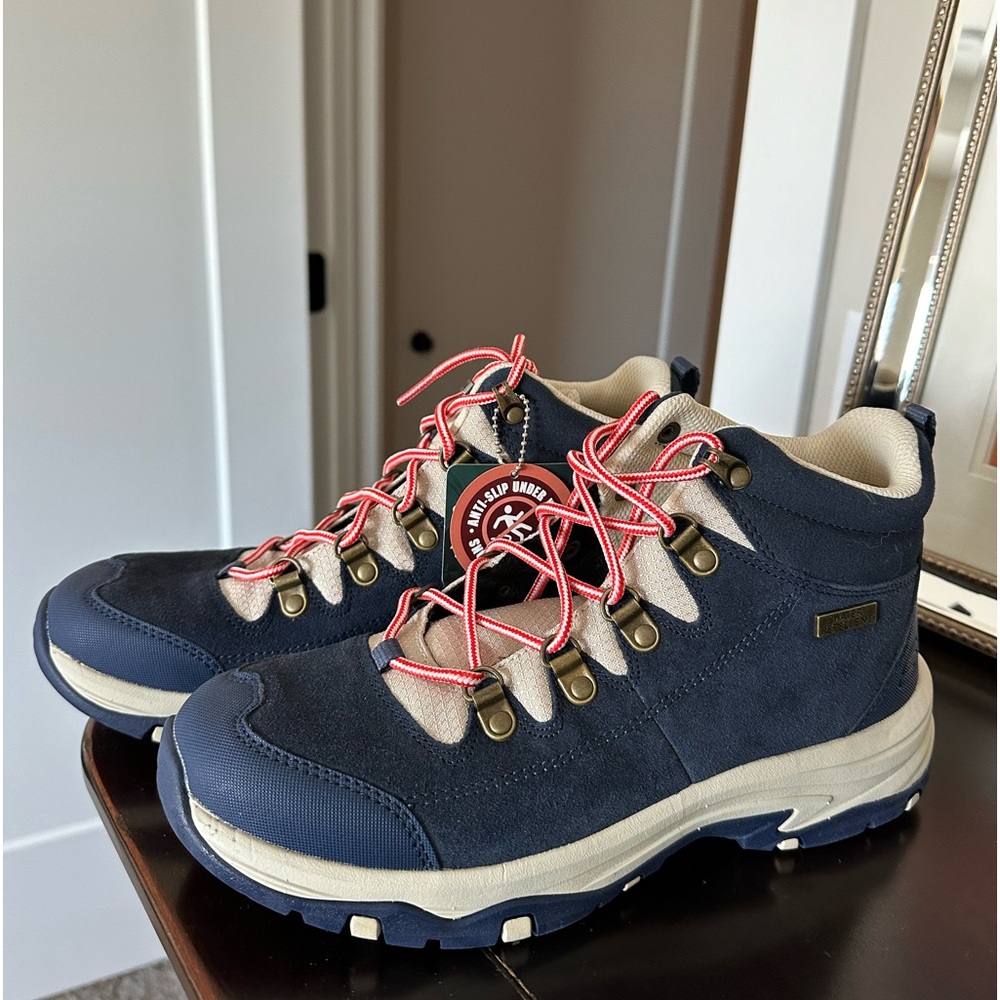 NWT Skechers Trego El Capitan Hiking shoes size 10